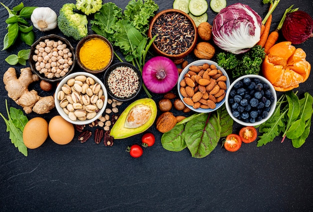 Ingredientes para la selección de alimentos saludables.