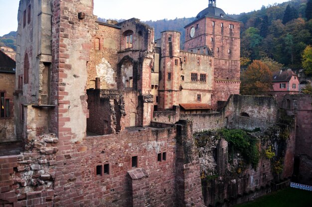 Innen- und Strukturgebäude der antiken Ruinen des Heidelberger Schlosses oder des Heidelberger Schlosses für deutsche und ausländische Reisende besuchen die Reise der Hauptstadt Heidelberg in Baden-Württemberg Deutschland