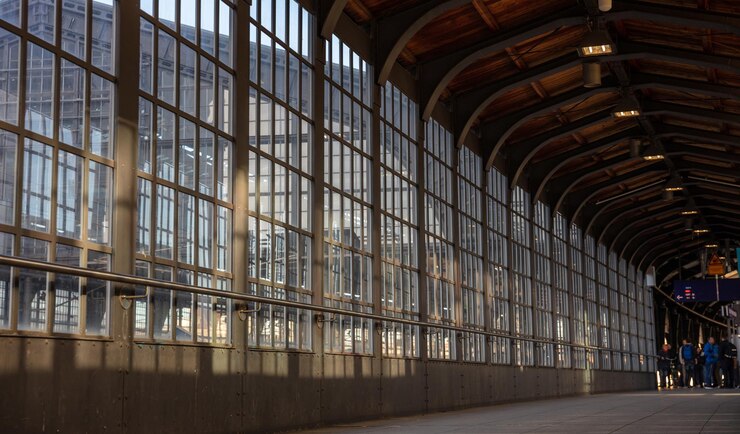 Foto innenansicht eines bahnhofs in berlin deutschland