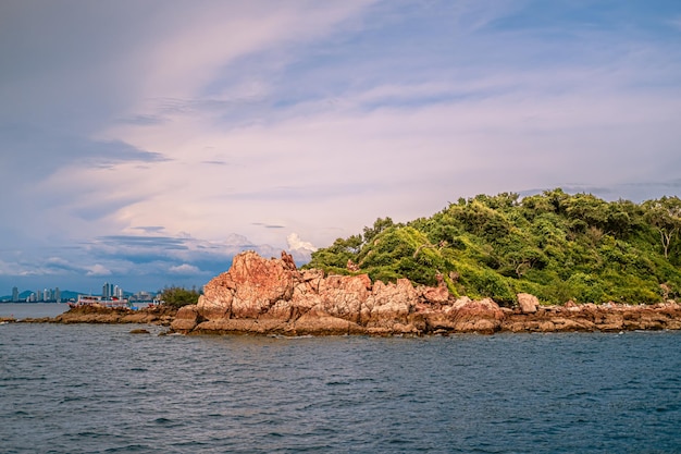 Insel Sak Koh Sak Schönes Meer bei Chonburi Thailand