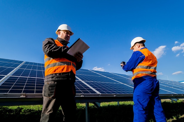 Inspektorische Prüfung von Photovoltaikmodulen mit einer Wärmebildkamera