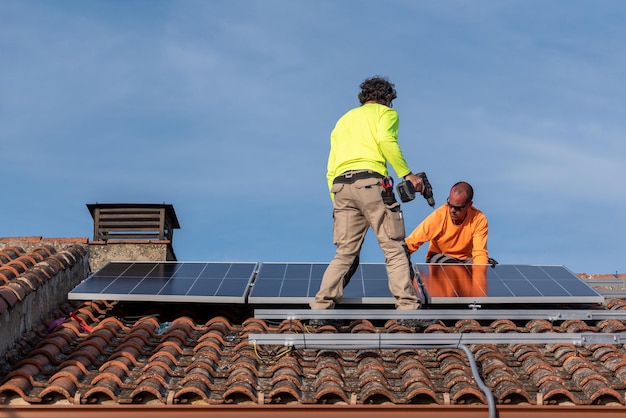 Foto la instalación de placas solares supone un ahorro energético muy importante