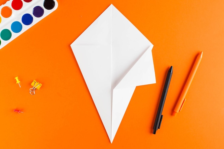 Foto instrucciones paso a paso para la fundición de papel origami para halloween paso 5 diy para el día de todos los santos