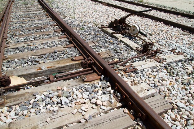 intercambio de agujas, raíles de tren, detalle de vías férreas en España