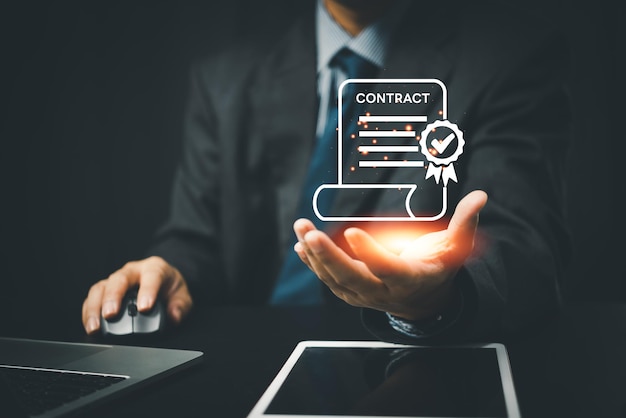 Interfaz de documentos contractuales virtuales para las industrias legal y financiera Gestión de contratos digitales y procesos de firma Materiales de marketing, sitios web u otros recursos