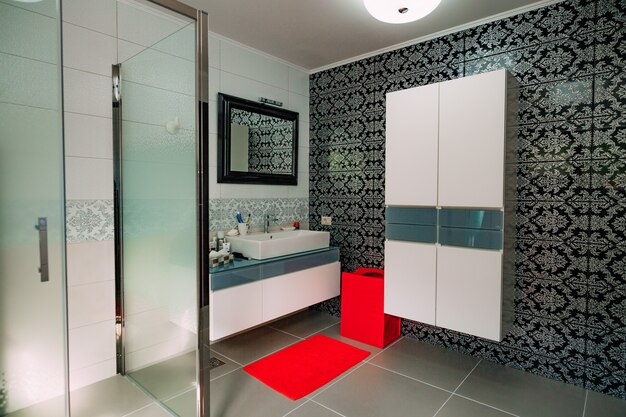 El interior del baño baño de diseño de interiores.