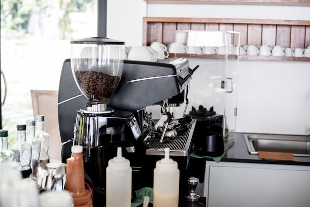 Interior de la cafetería