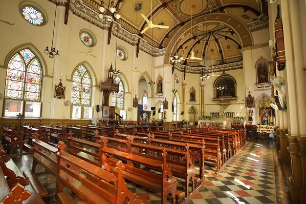 Interior de catedrales y edificios