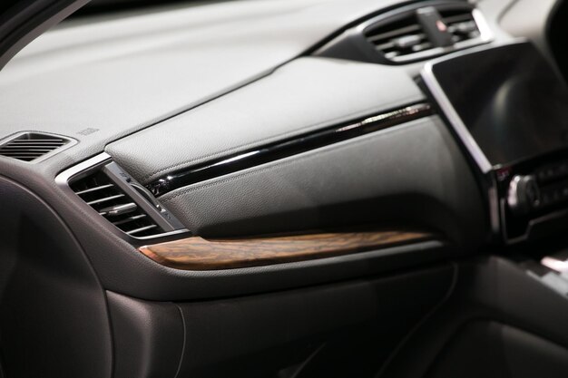 Foto interior de un coche moderno, aire acondicionado de coche