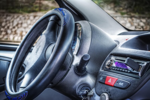 Interior de un coche moderno en hdr