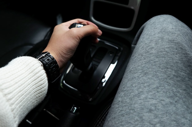 Interior de un coche moderno.