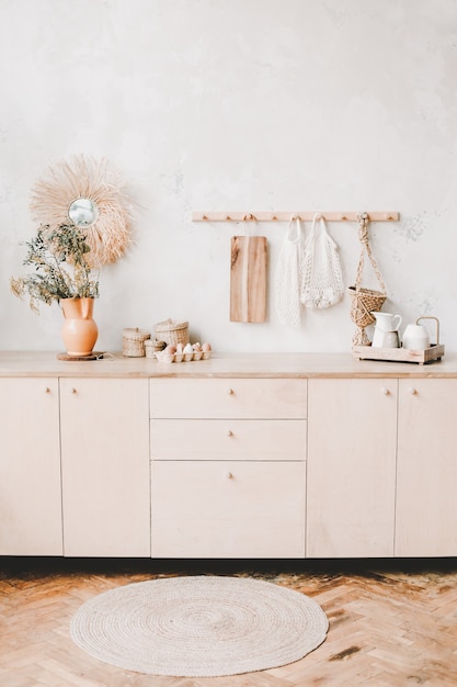 Interior de cocina con estilo acogedor en estilo rústico