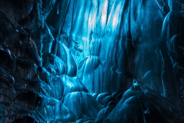 Foto interior y cueva de hielo en islandia