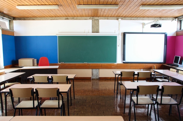 Foto interior da escola primária