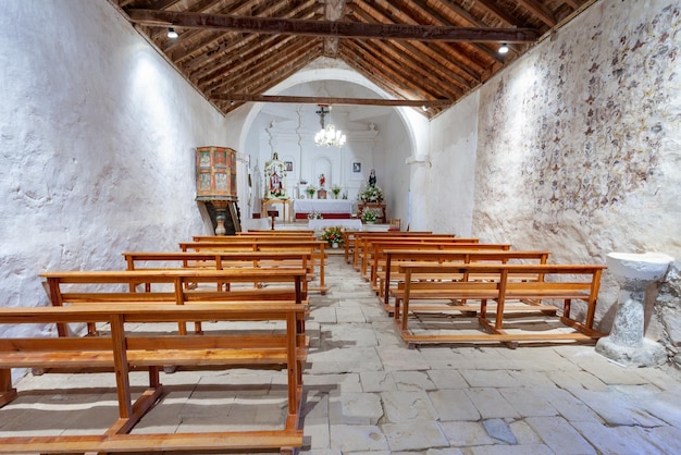 Interior da igreja de Santo Agostinho em Tefia, Fuerteventura