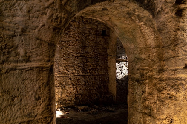 Interior da masmorra de algumas ruínas antigas