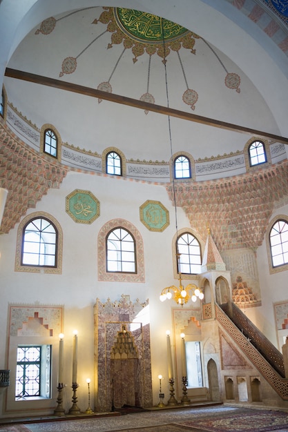 Interior da mesquita