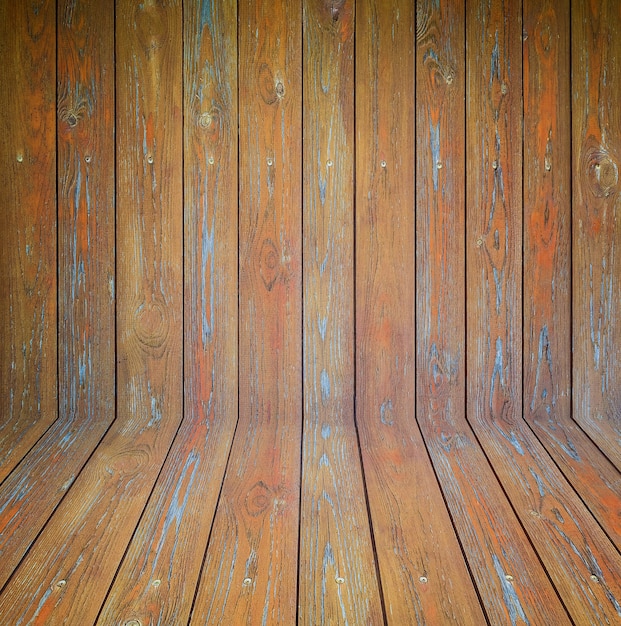 Interior de la habitación de madera vieja