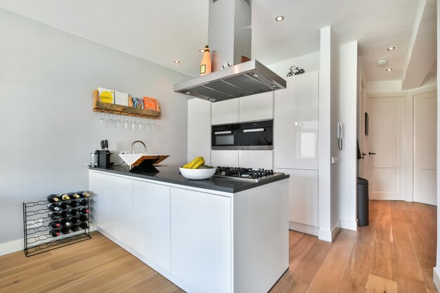 Interior de una hermosa cocina de una casa de élite