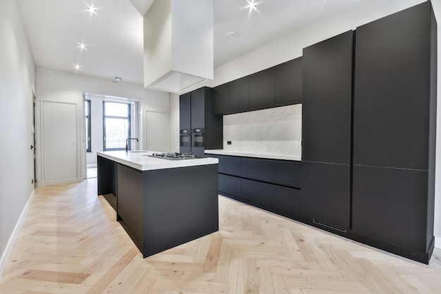 Interior de una hermosa cocina de una casa de élite