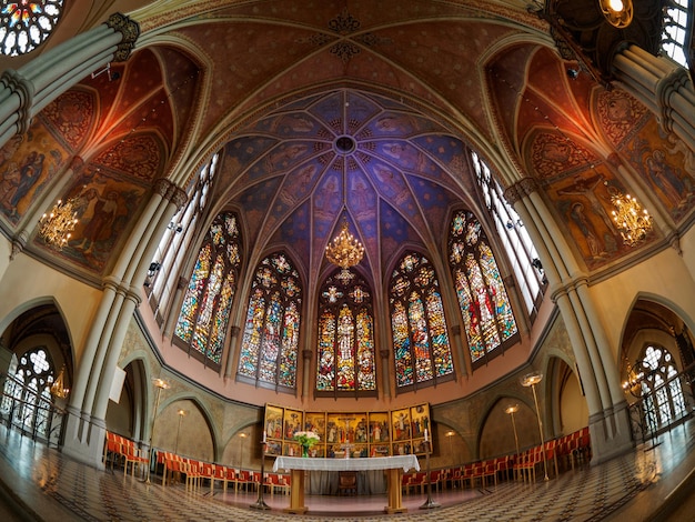 Interior de la iglesia