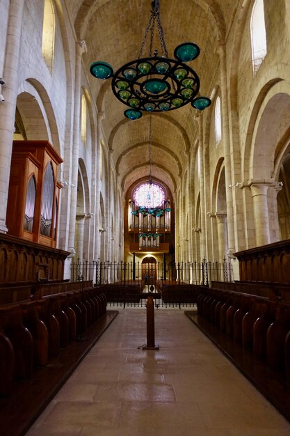 Interior del monasterio de Poblet en España