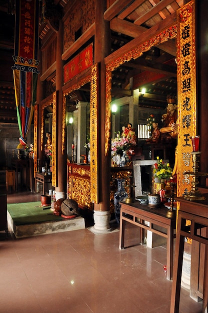 Foto el interior de la pagoda de bich dong en ninh binh, vietnam