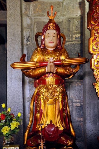 Foto el interior de la pagoda de bich dong en ninh binh, vietnam