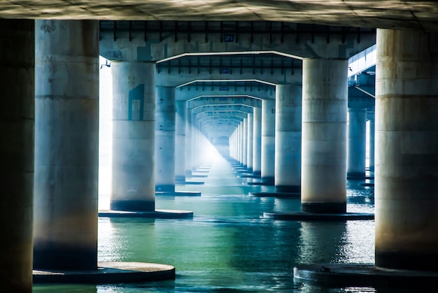 Foto interior del puente