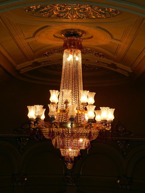 Foto el interior del teatro de la ópera