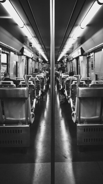 Foto interior del tren