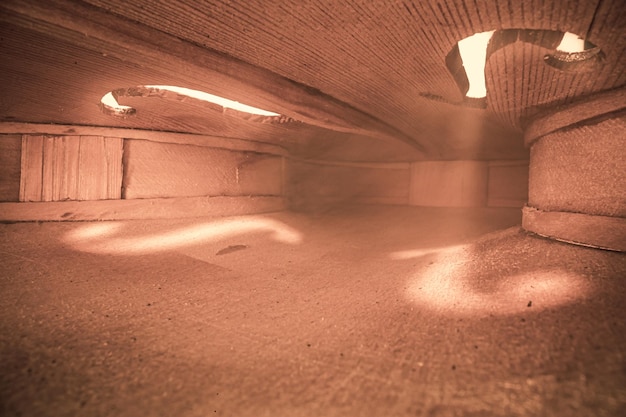 Interior de violonchelo de madera Vista de violín vintage desde dentro