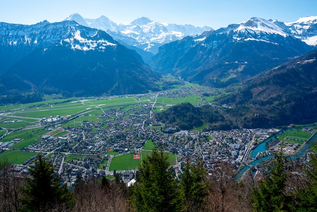 Interlaken Stadt und Jungfrau, Schweiz