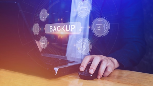 Internet-Datenspeicherungs-Backup-Technologie Geschäftskonzept Cloud-Technologie Datenspeicherung Netzwerk- und Internet-Service-Konzept