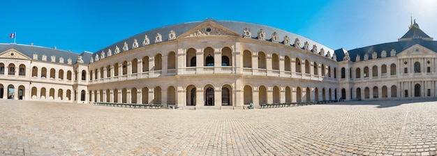 Les Invalides en el museo de la Gran Corte de París