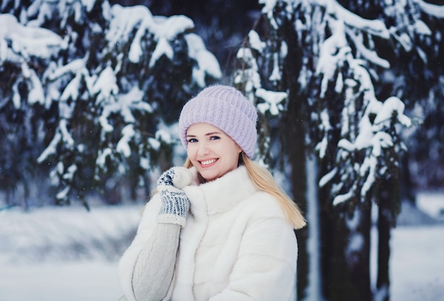 Inverno de mulheres bonitas