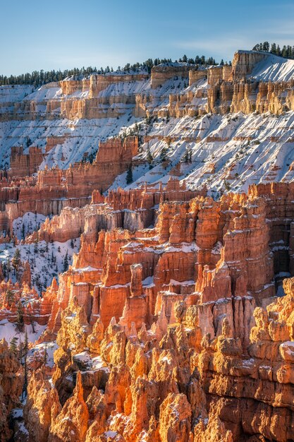 Inverno no parque nacional bryce canyon, utah, eua