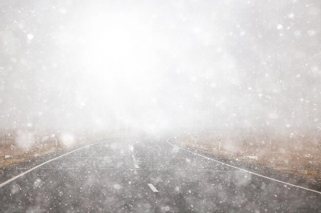 inverno rodovia neve fundo nevoeiro visibilidade ruim