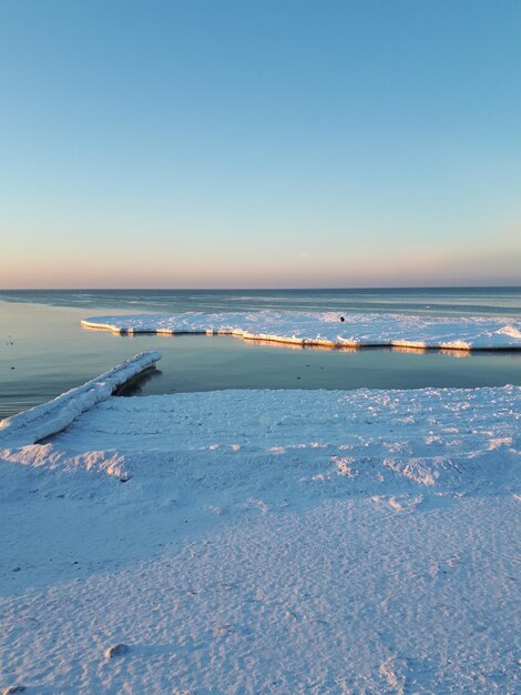 Invierno en la costa del Mar Báltico