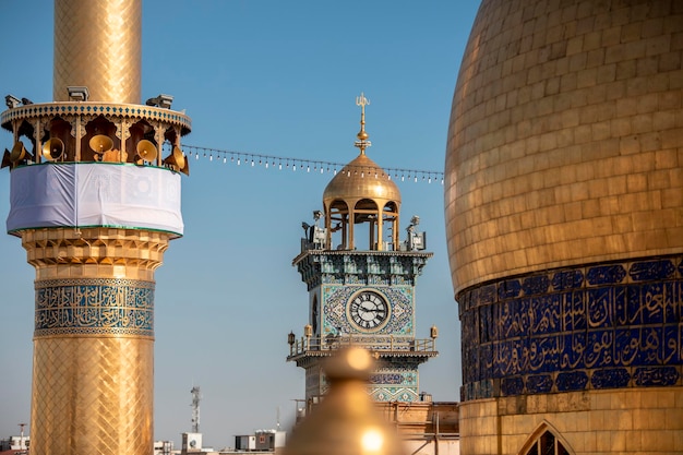 Foto irak najaf imam ali amiralmomenin sagrado santuario mezquita chií islámico árabe oro zarih gonbad