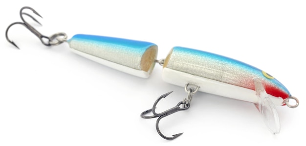 Isca de pesca wobbler sobre fundo branco