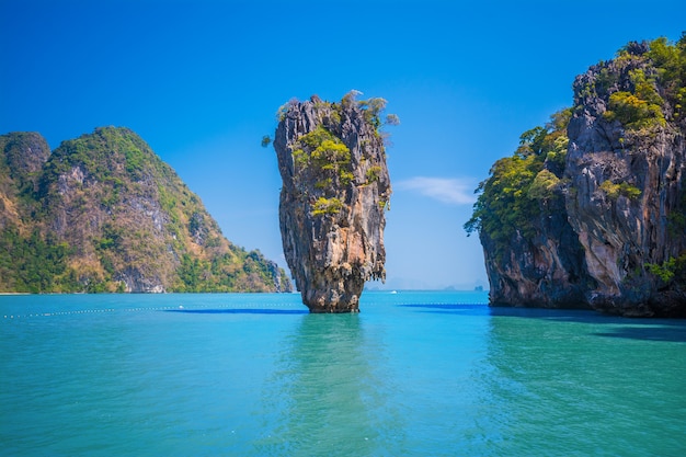 Isla Bond, Tailandia