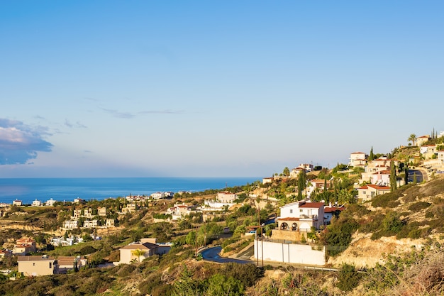 Isla de Chipre, vista superior. Techos de muchas casas