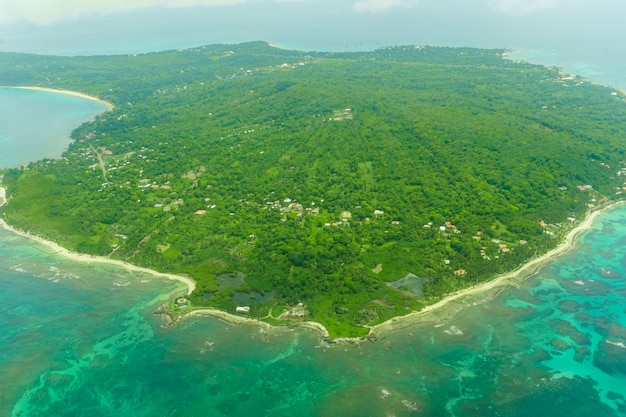 Isla Grande del Maíz, Nicaragua. Vista aérea
