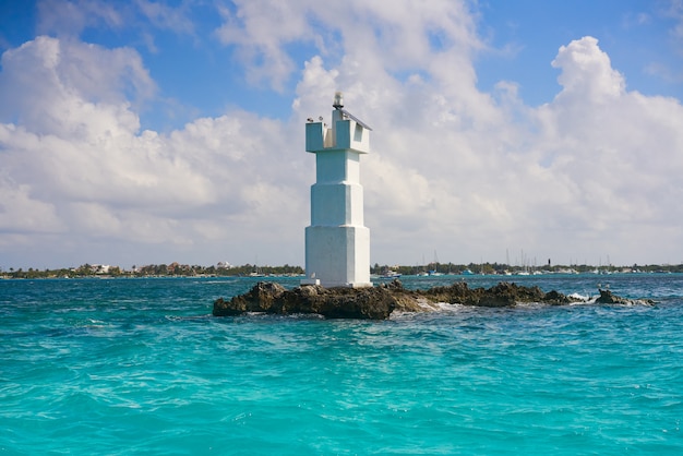 Isla Mujeres lighthouse El Farito ponto de snorkel