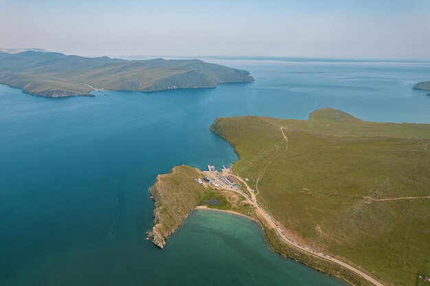 La isla de Olkhon está ubicada en el Parque Nacional Baikal y merecidamente considerada como uno de los lugares más bellos de Baikal.