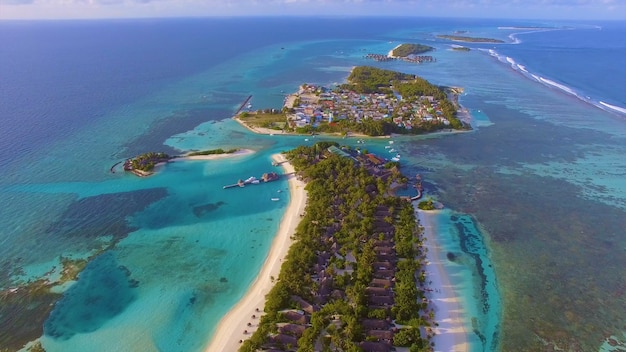 Islas de resort en el océano pacífico luna de miel en las Maldivas