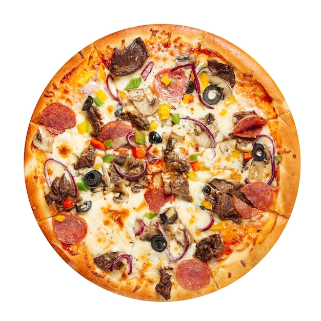 Isolierte Pizza mit Rindfleisch auf dem Weiß