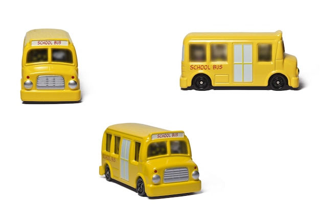 Isoliertes kleines Spielzeugauto. Nahaufnahme eines Automodells mit Beschneidungspfad