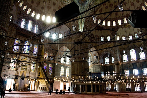 ISTAMBUL - 21 de novembro Interior da Mesquita Hagia Sofia Sophia em 21 de novembro de 2013 em Istambul